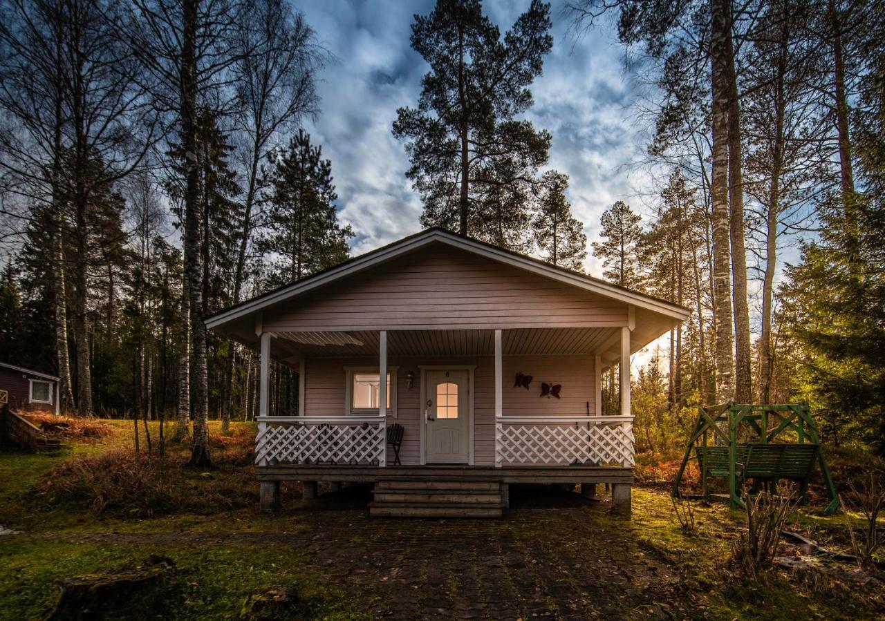 Вилла Juhlamenot Oy Сёдеркулла Экстерьер фото